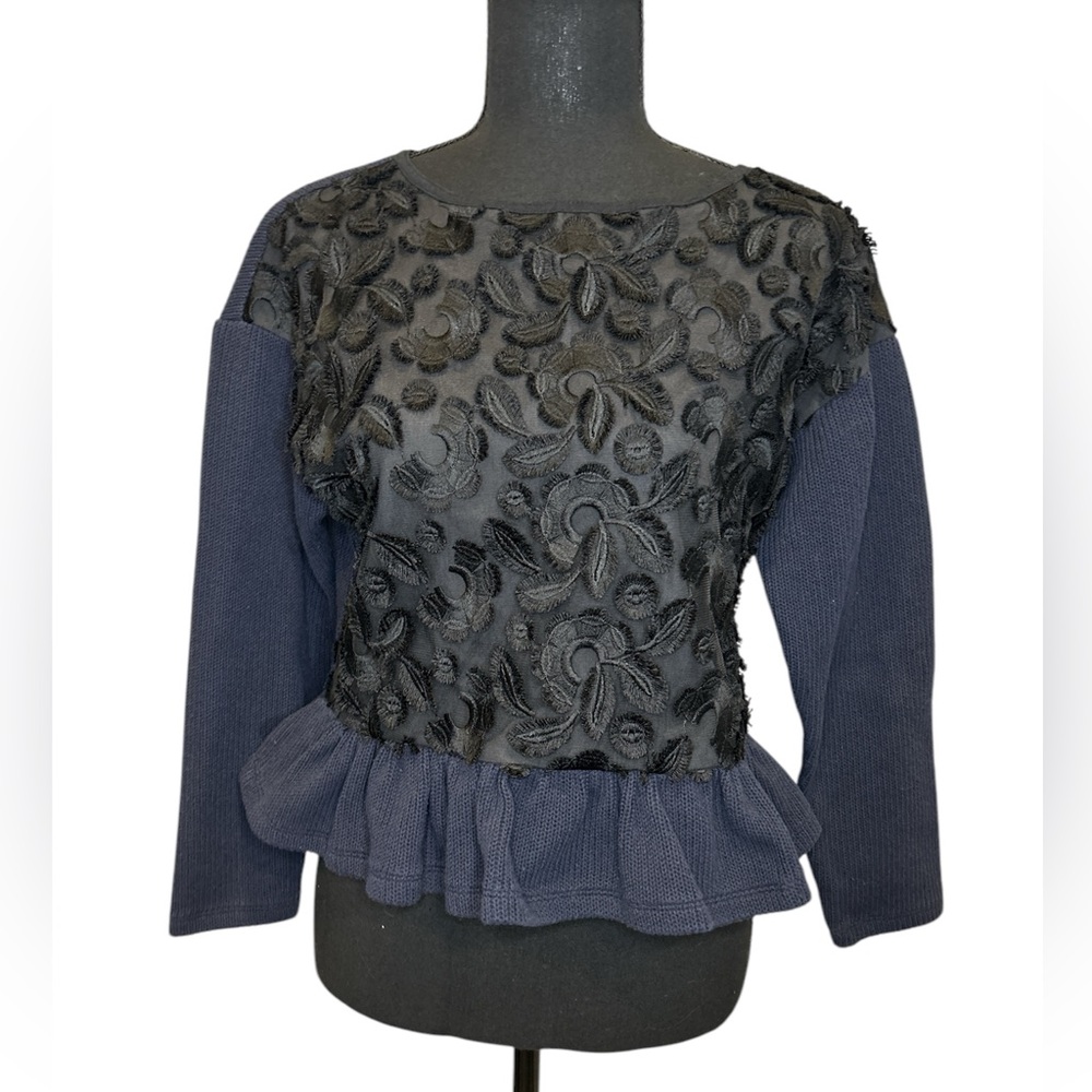 Women’s STELLA CIFFON flower detail Pullover size 36